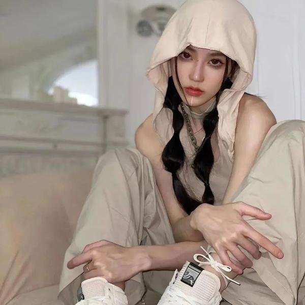 请以无名呼唤我